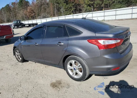 2014 Ford Focus Se z USA, uszkodzony, nr VIN 1FADP3F2XEL418522